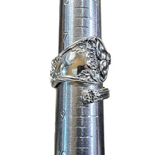 Load image into Gallery viewer, Sterling silver floral bypass spoon ring
